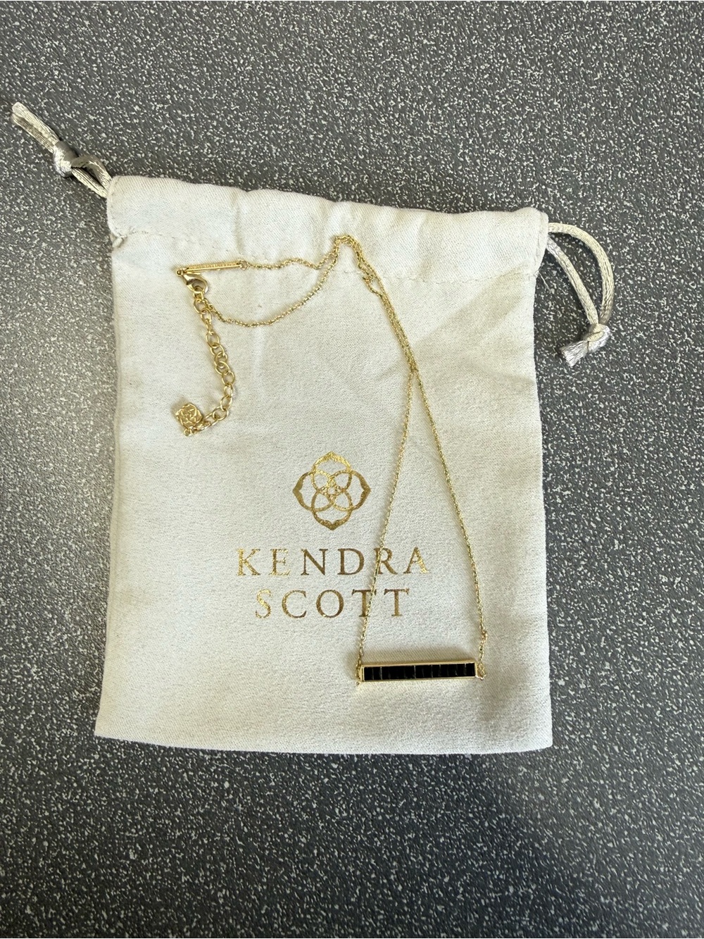 Kendra Scott Gold Bar Pendant Necklace with Black Stone Inlay